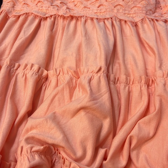 NWOT Women’s Plus Size ZENANA OUTFITTERS Lace Coral Tiered Crochet Cami - Picture 8 of 10